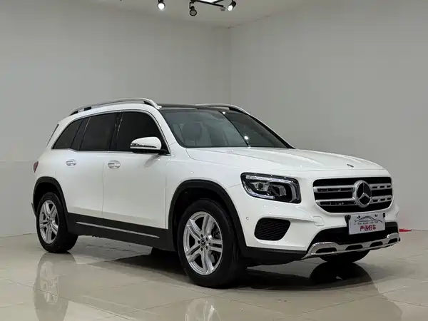 Mercedes-Benz GLB 2023