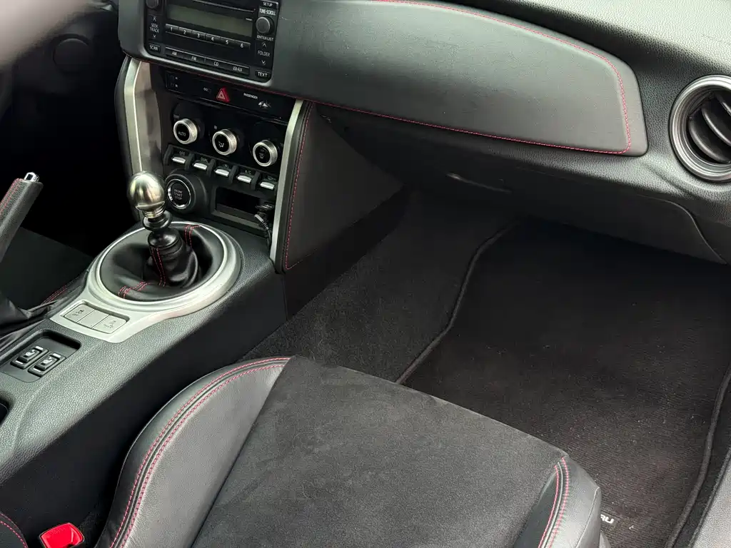 Subaru BRZ 2019 — фото 9