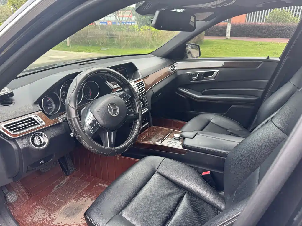 Mercedes-Benz E-Class 2014