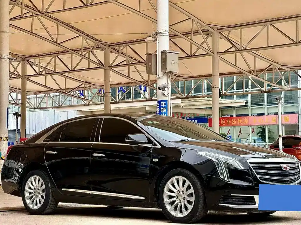Cadillac XTS 2018 — фото 3