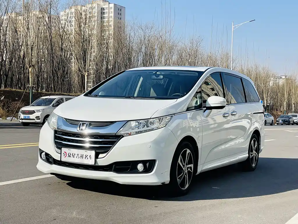 Honda Odyssey 2018 — фото 3