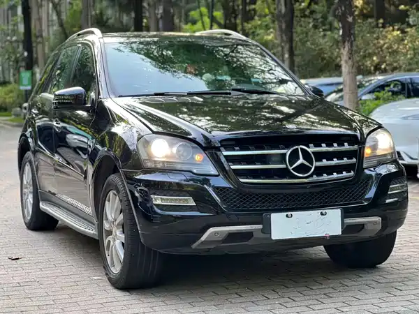 Mercedes-Benz M-Class 2011
