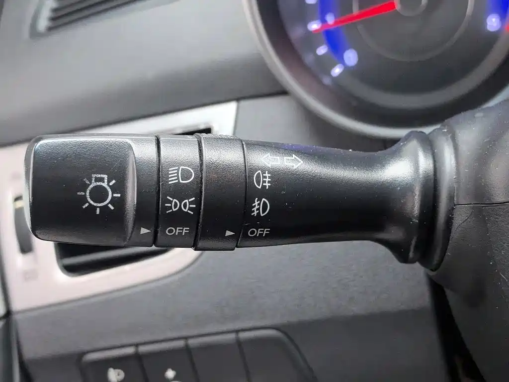 Hyundai Elantra 2014 — фото 21