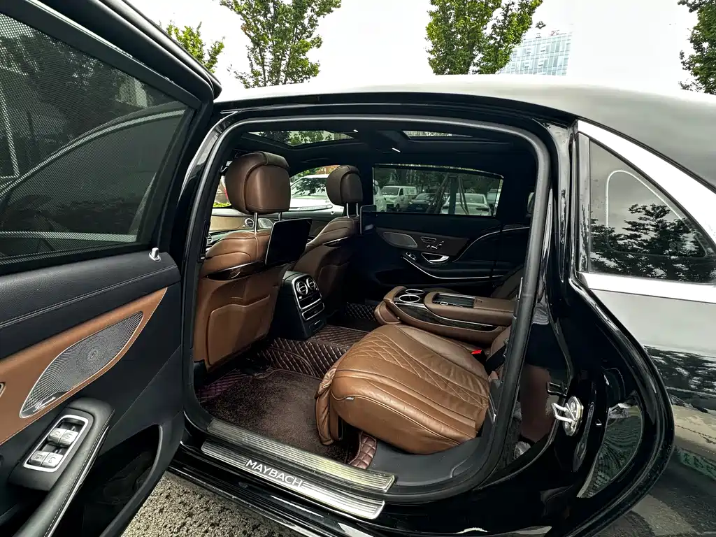 Mercedes-Benz Maybach S-Class 2020 — фото 15