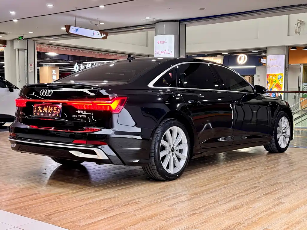Audi A6L 2023 — фото 8
