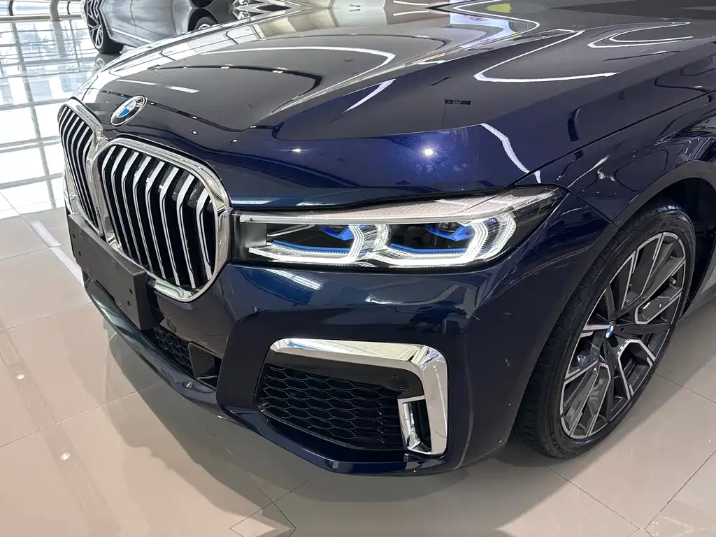 BMW 7 Series 2022 — фото 10