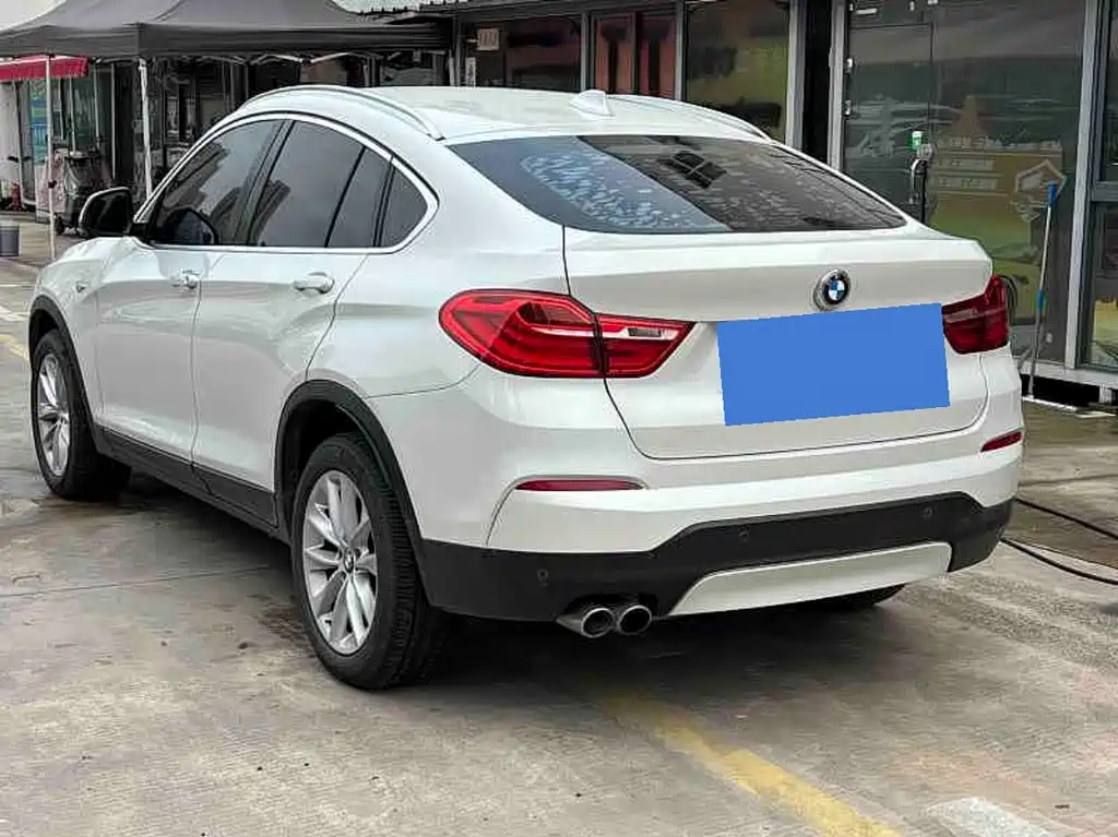 BMW X4 2015 — фото 9