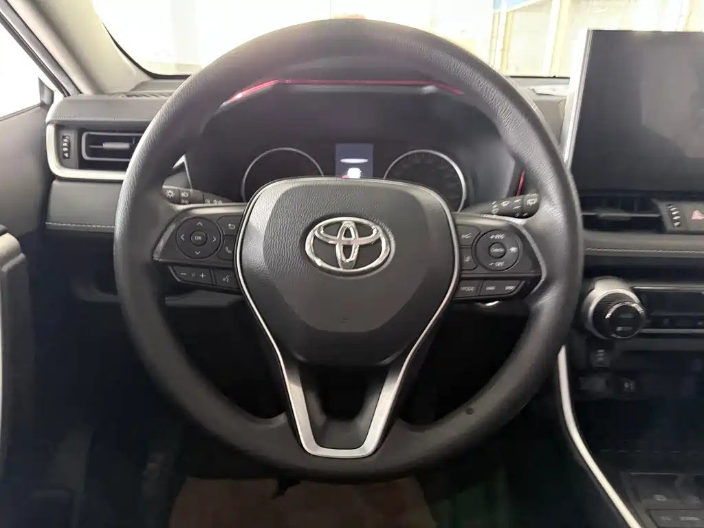 Toyota Wildlander 2021 — фото 14