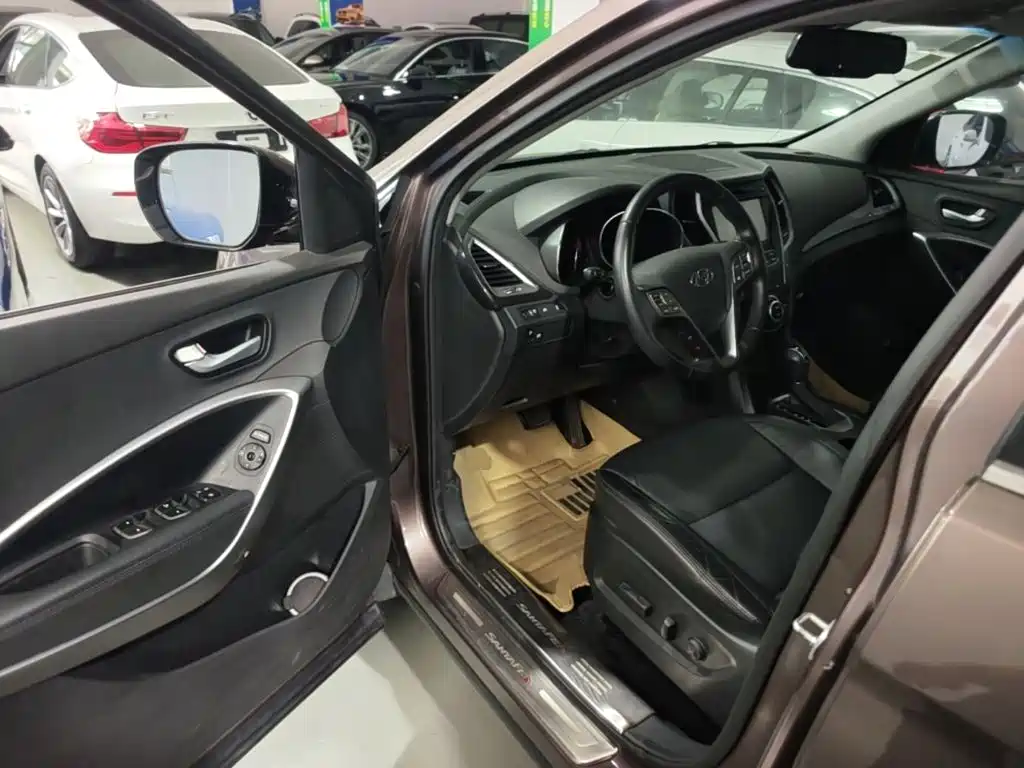 Hyundai Santa Fe 2016 — фото 16