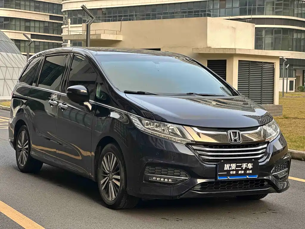 Honda Odyssey 2018 — фото 3