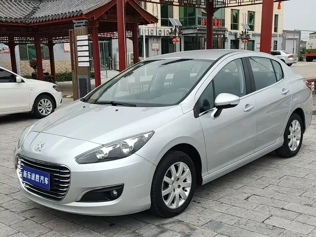 Peugeot 308 2016