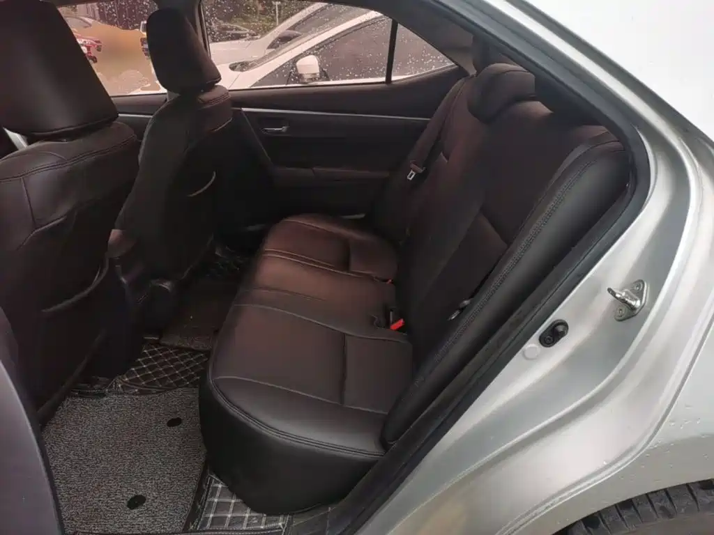 Toyota Corolla 2015 — фото 17
