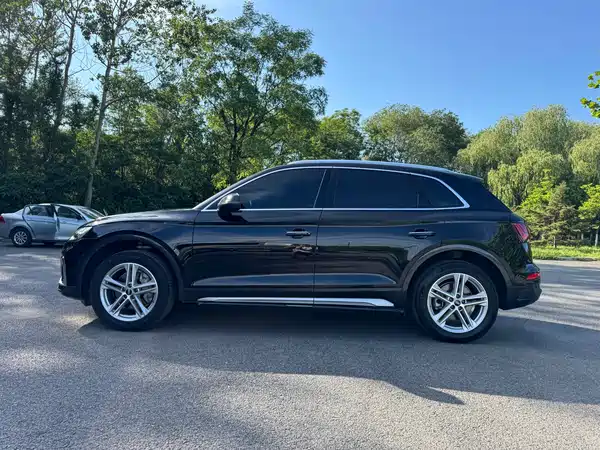 Audi Q5L 2022