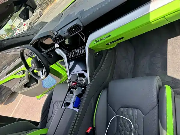 Lamborghini Urus 2023