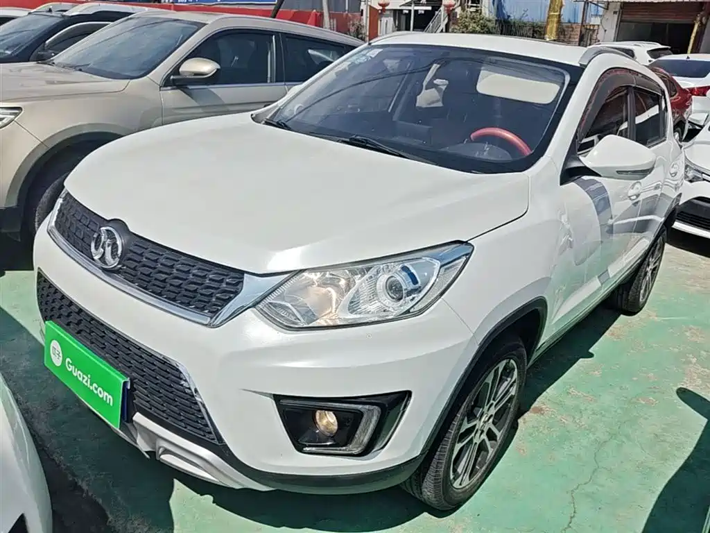 BAIC Senova X35 2018 — фото 2