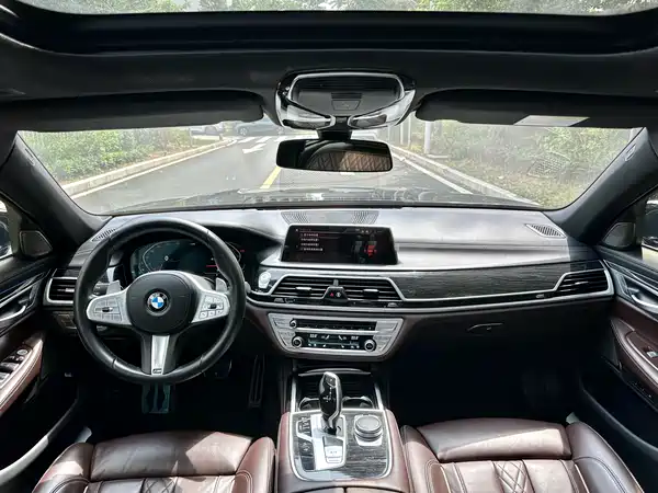 BMW 7 Series 2019