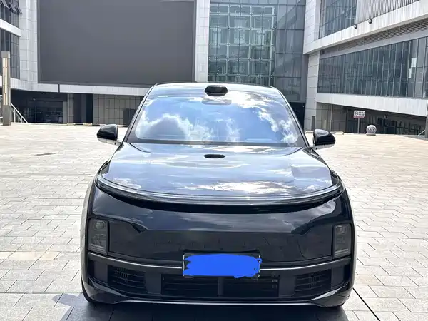 Li Auto L8 2024