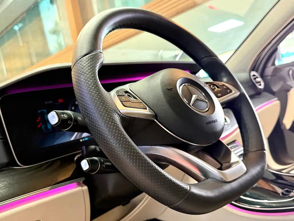 Mercedes-Benz E-Class 2017 — фото 7