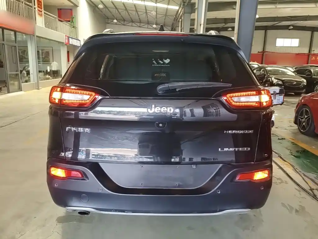 Jeep Cherokee 2017