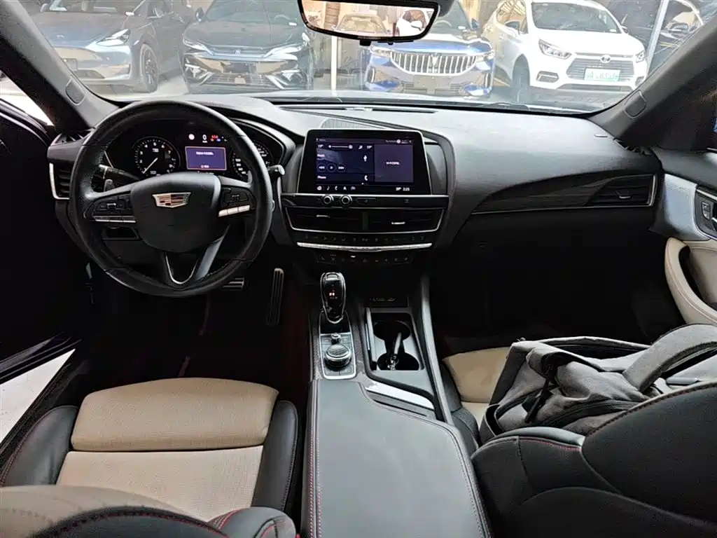 Cadillac CT5 2020 — фото 10