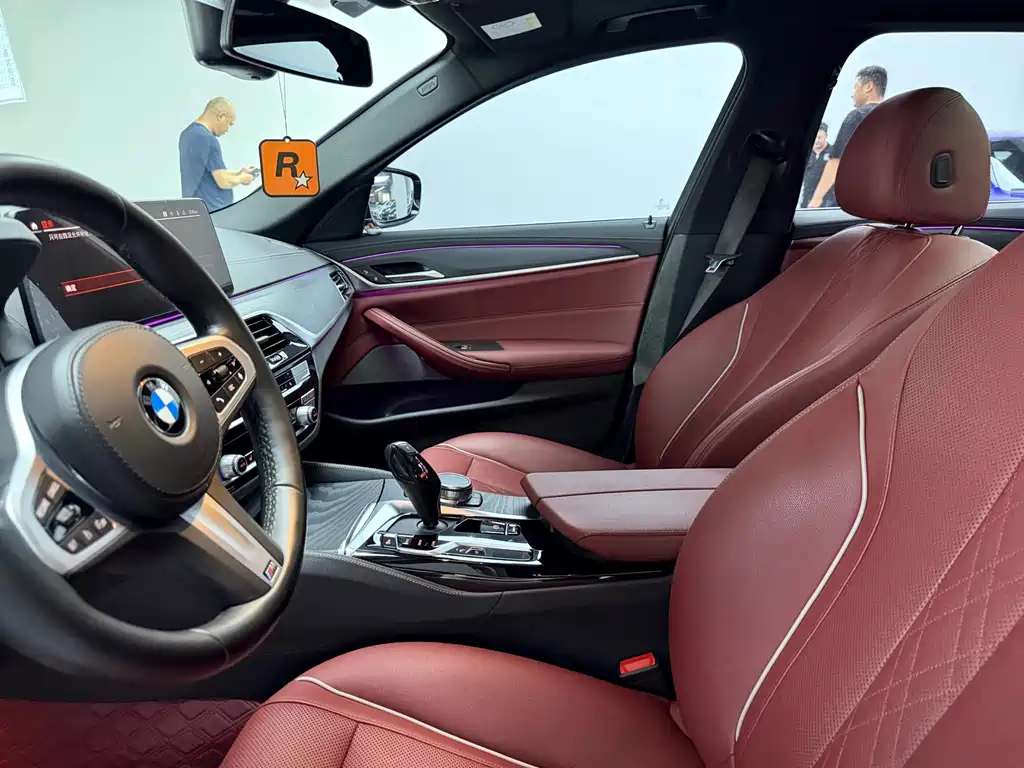 BMW 5 Series 2022