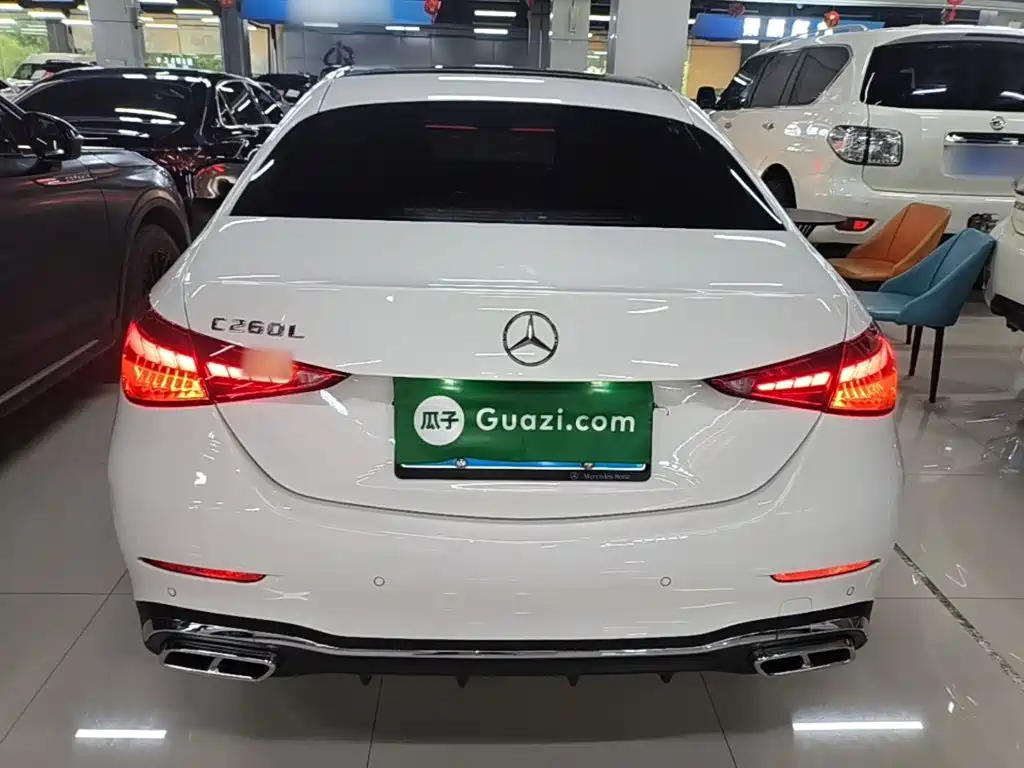 Mercedes-Benz C-Class 2025