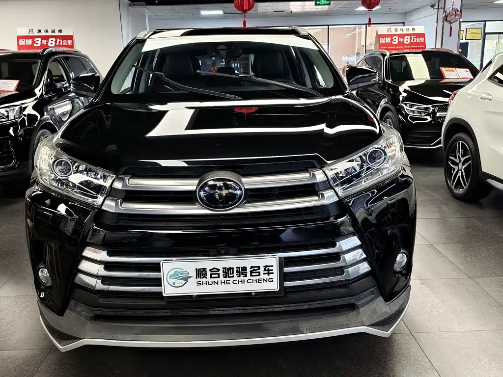 Toyota Highlander 2018 — фото 3
