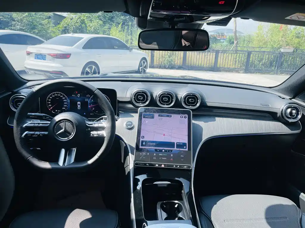 Mercedes-Benz C-Class 2022