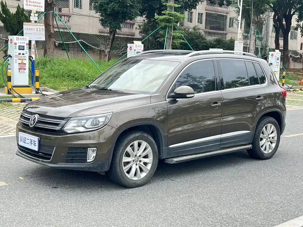 Volkswagen Tiguan 2014 — фото 1