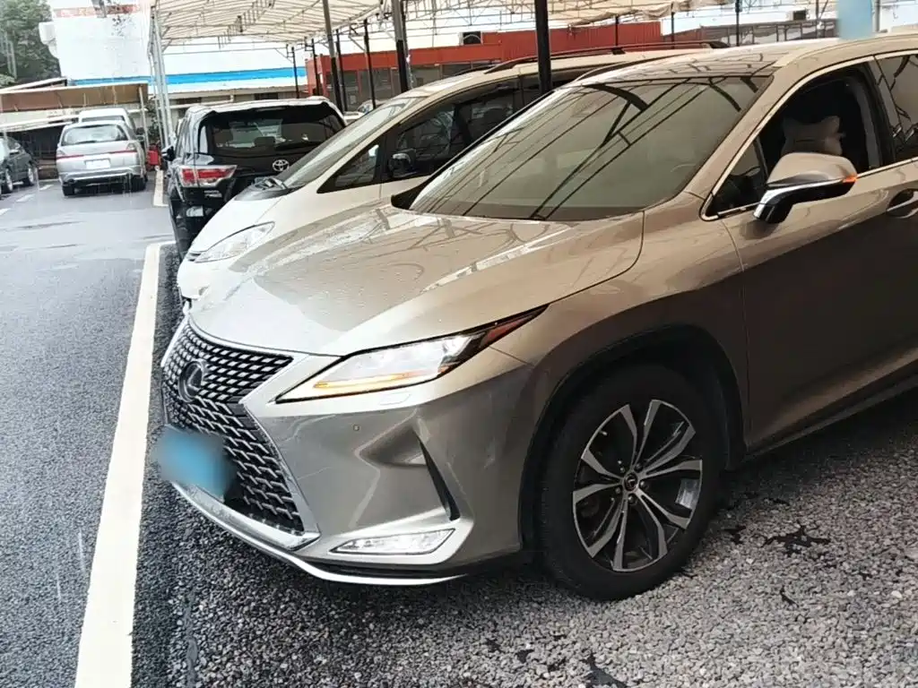 Lexus RX 2020