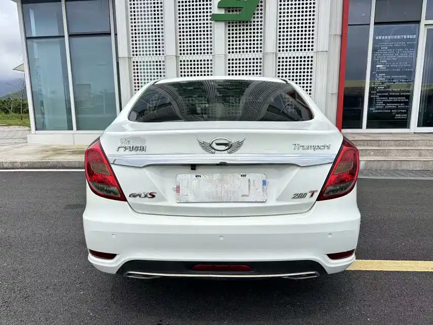 GAC Motor Trumpchi GA3S 2016