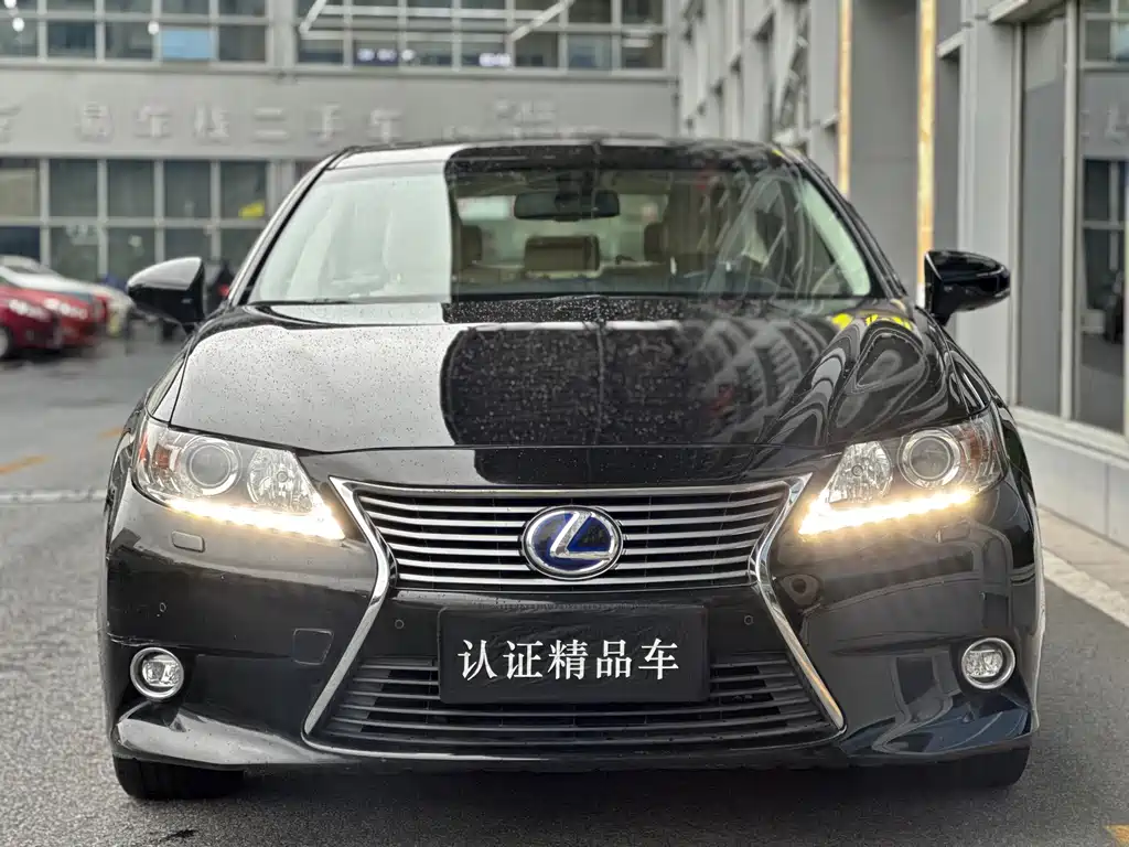 Lexus ES 2014 — фото 2