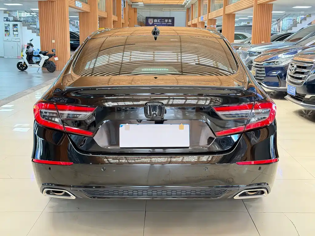 Honda Accord 2023 — фото 23