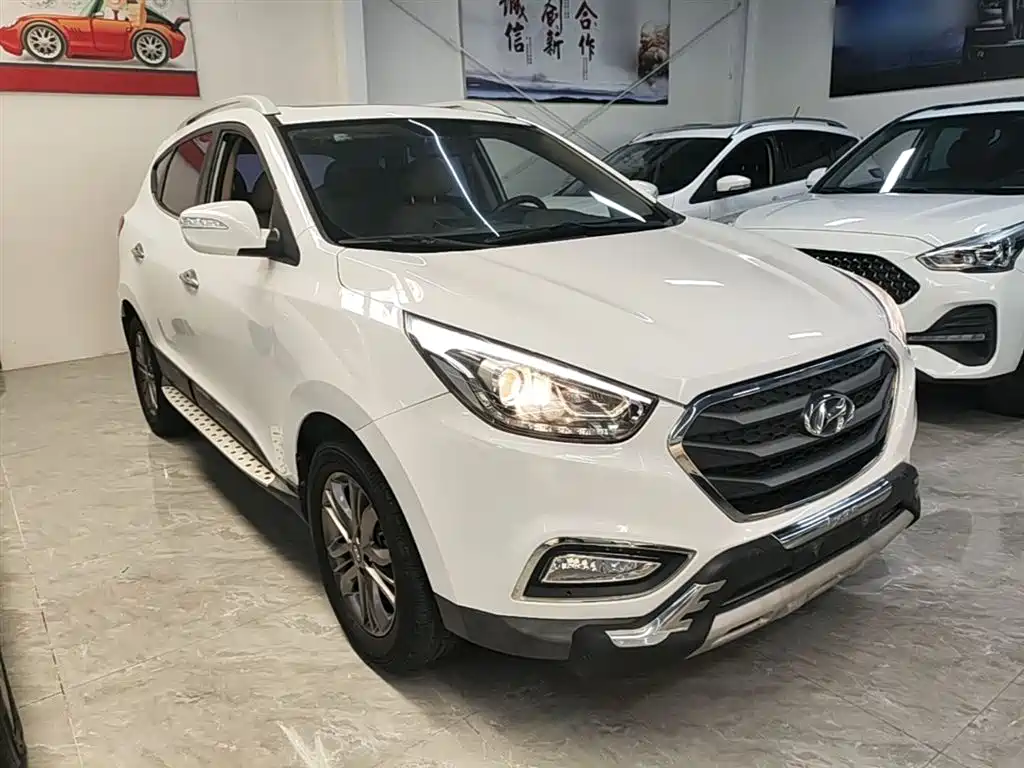 Hyundai ix35 2015 — фото 4