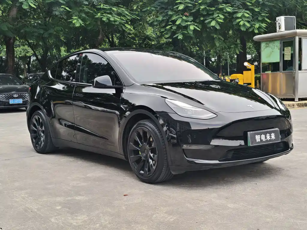 Tesla Model Y 2022 — фото 3