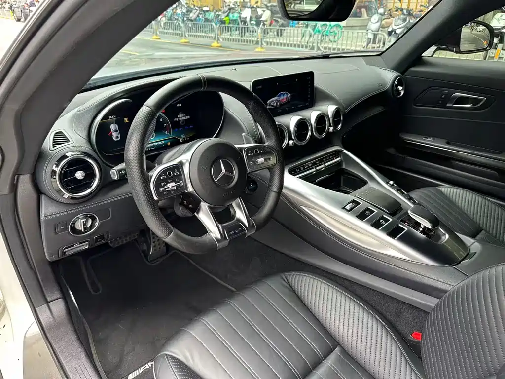 Mercedes-Benz AMG GT 2020 — фото 5