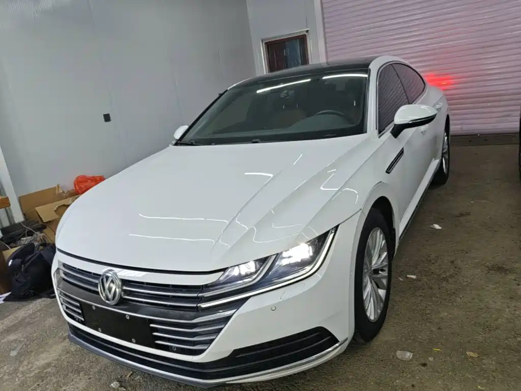 Volkswagen CC 2019 — фото 1