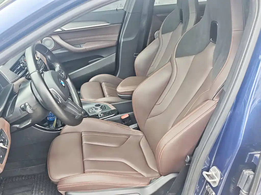 BMW X2 2022 — фото 11