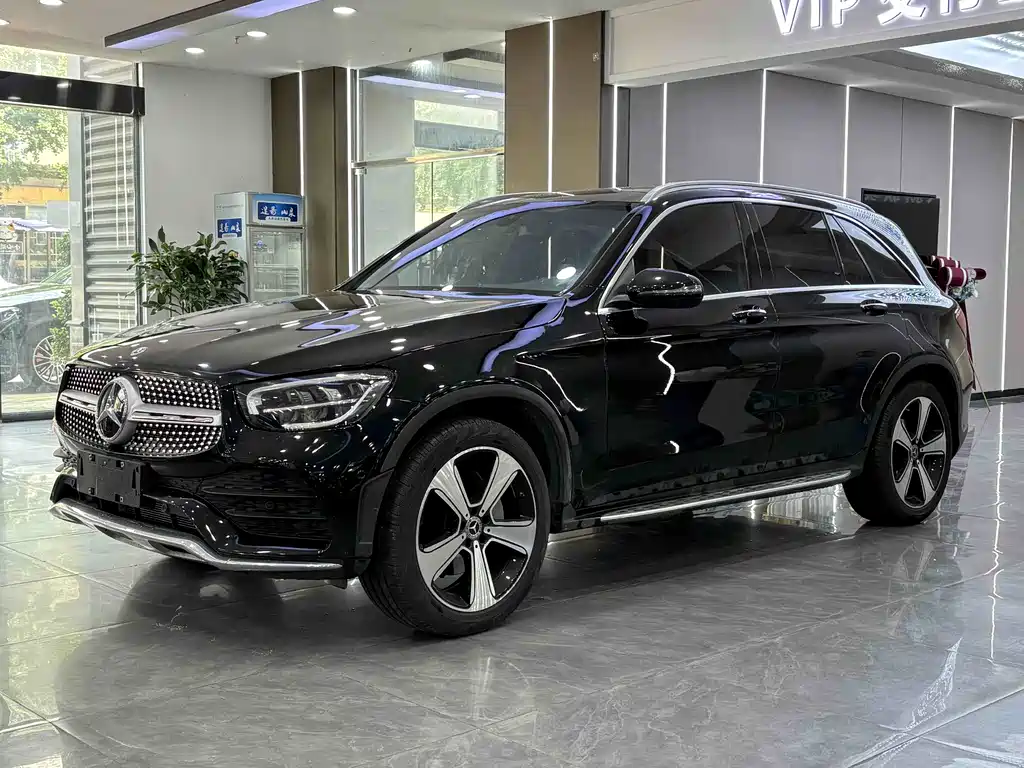 Mercedes-Benz GLC 2022 — фото 1