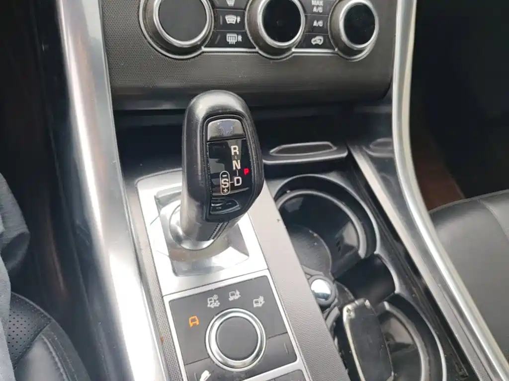 Land Rover Sport 2015 — фото 14
