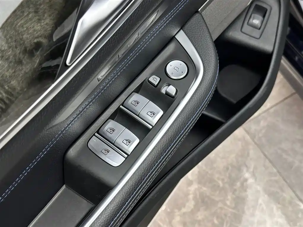 BMW 6 Series GT 2021 — фото 16