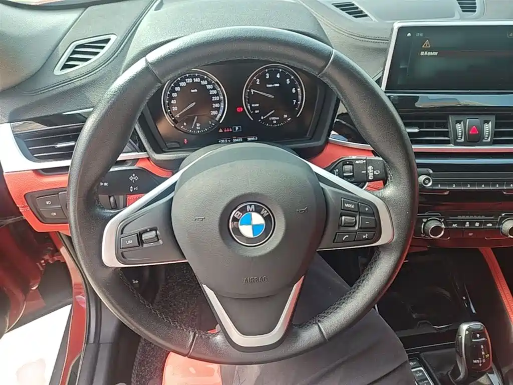 BMW X2 2019 — фото 11