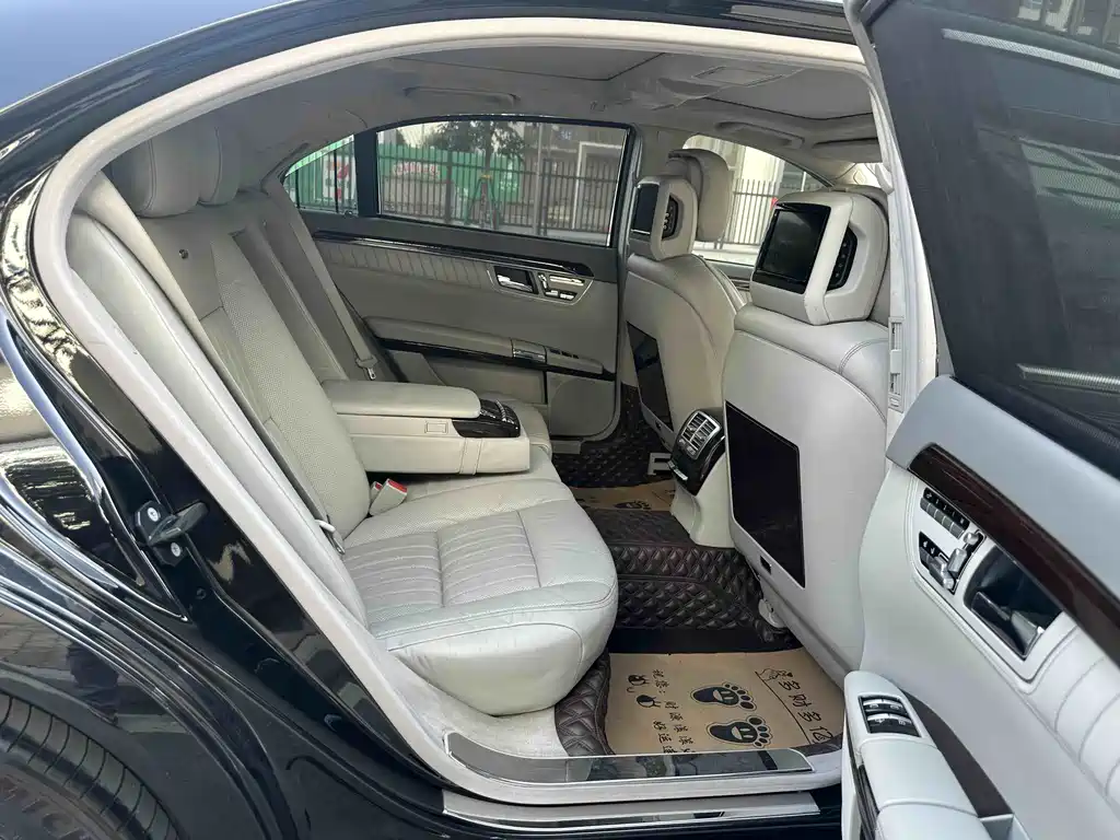 Mercedes-Benz S-Class 2012 — фото 13