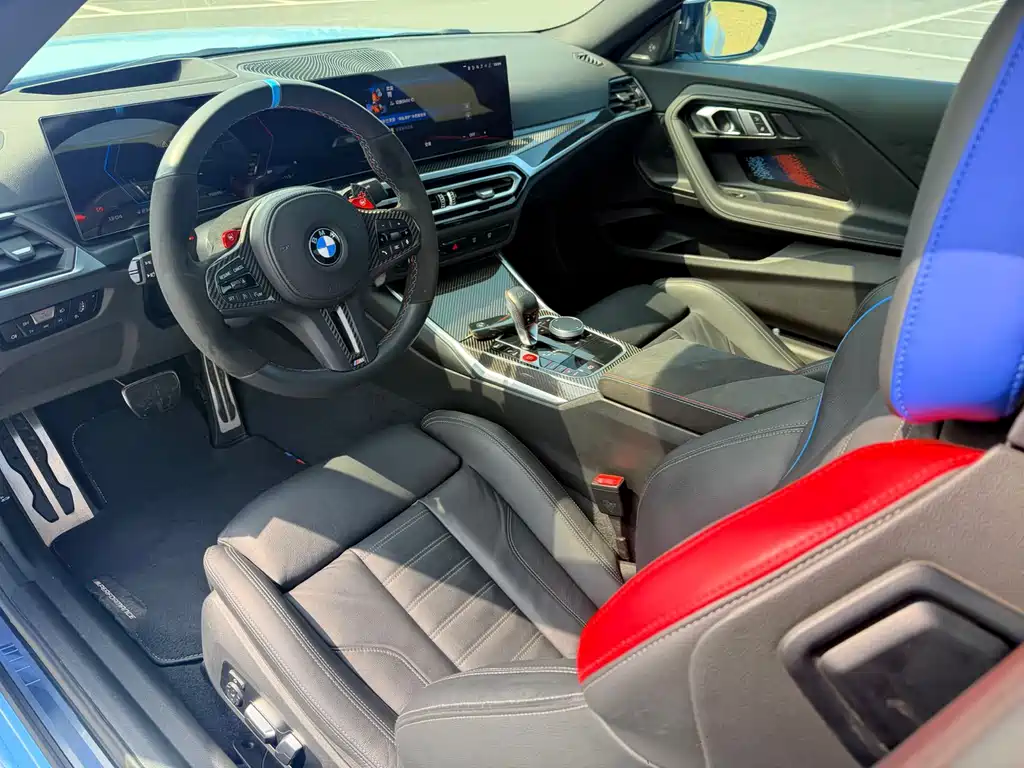 BMW M2 2023 — фото 4