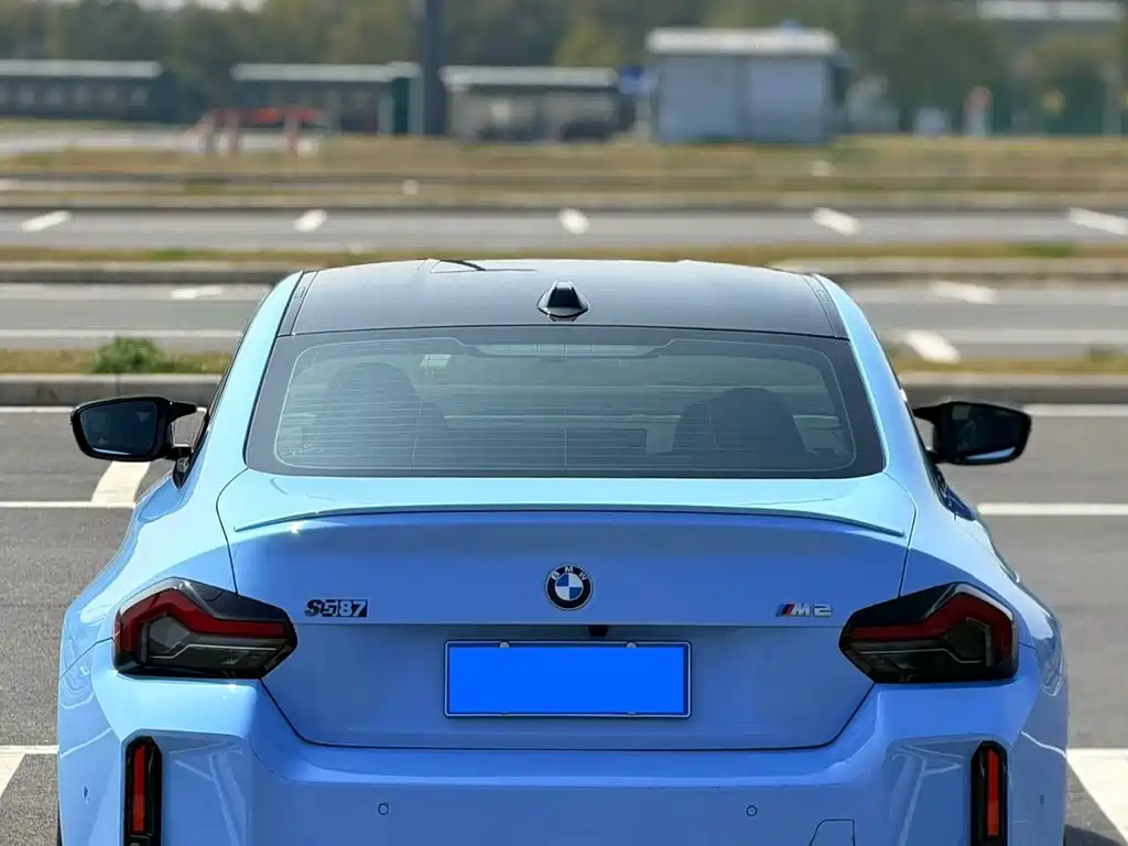 BMW M2 2023 — фото 9