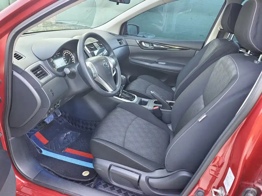 Nissan Tiida 2023