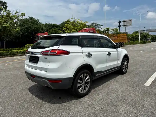 Geely Boyue 2016