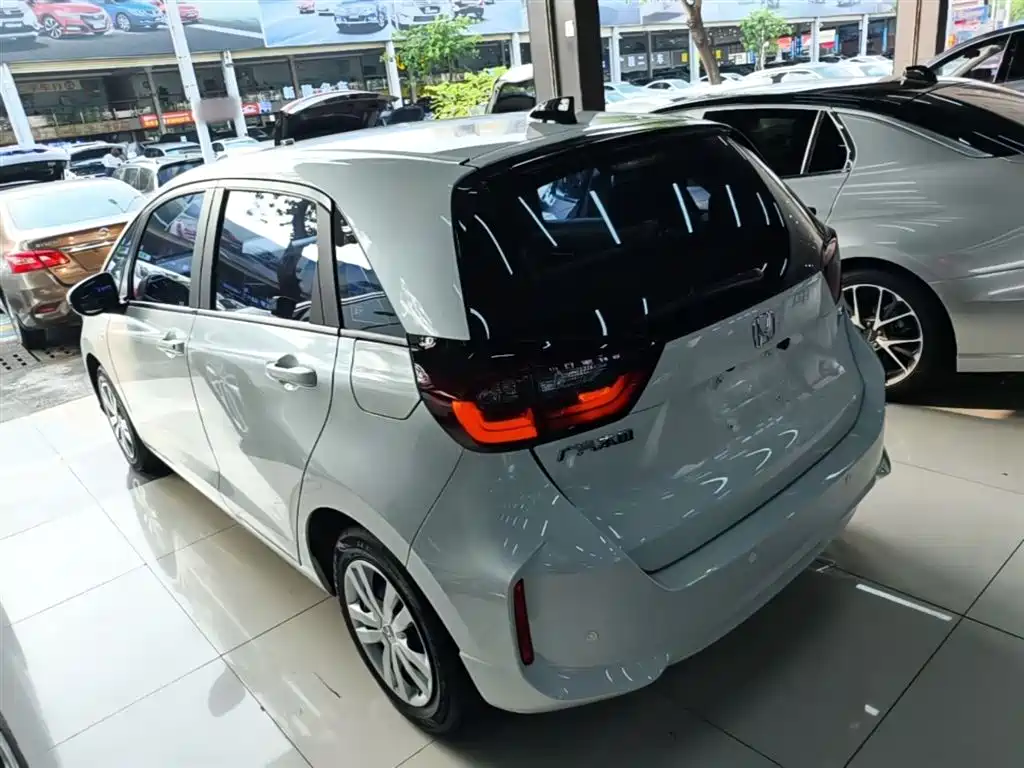Honda Fit 2024 — фото 5