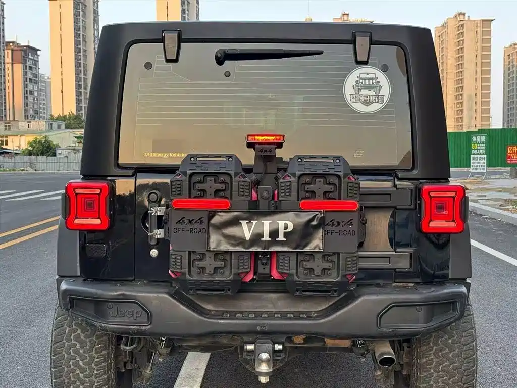 Jeep Wrangler 2013 — фото 16