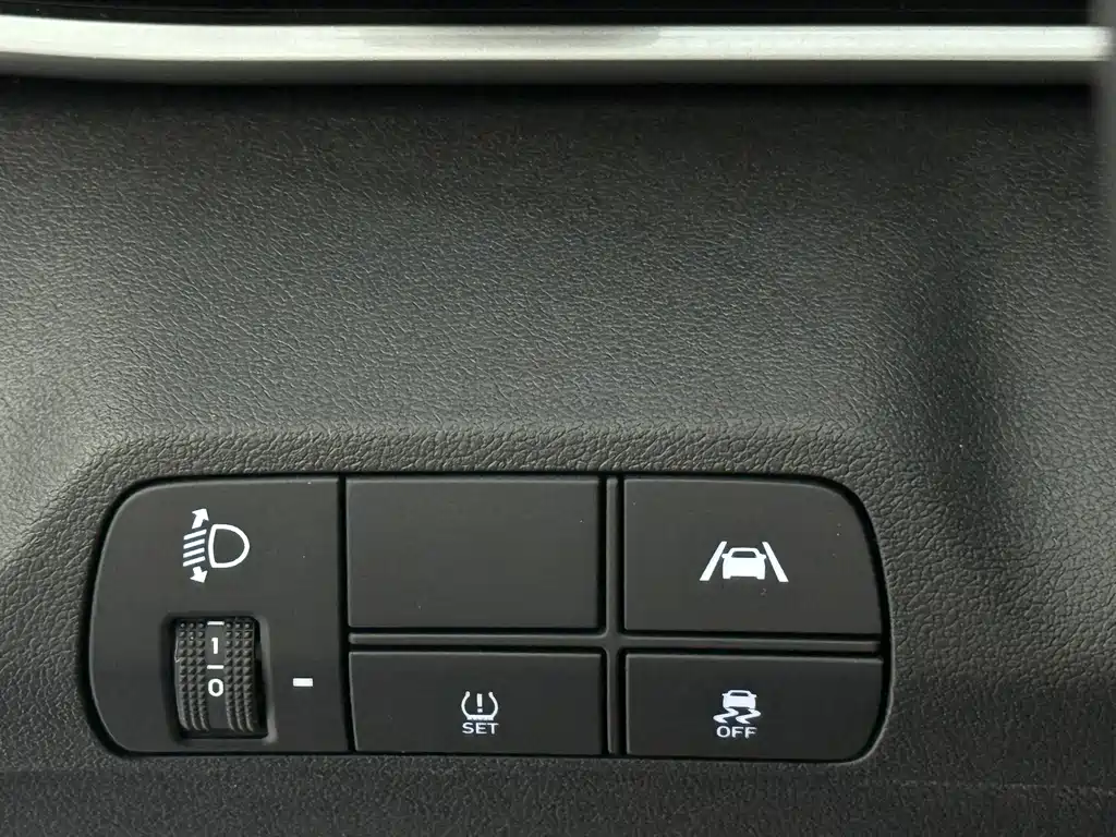 Hyundai Elantra 2021 — фото 20